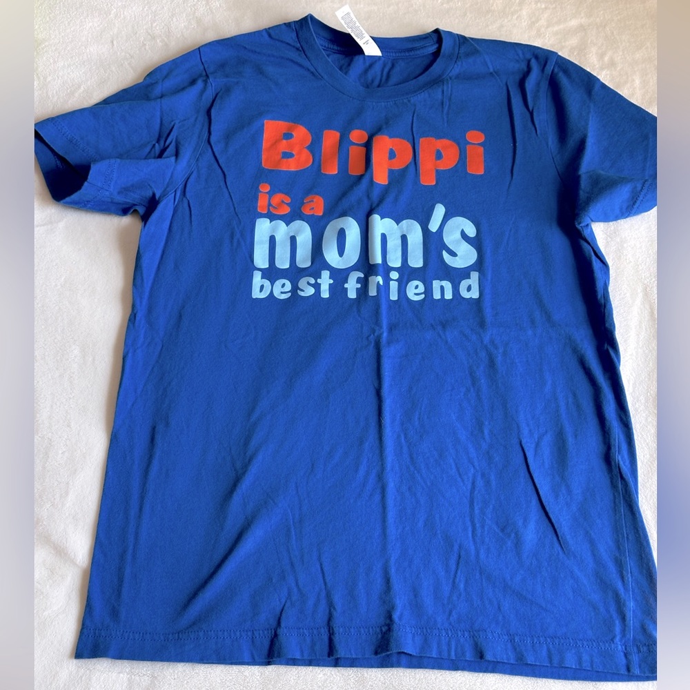 Women’s short sleeve tee “Blippi is a moms best friend”